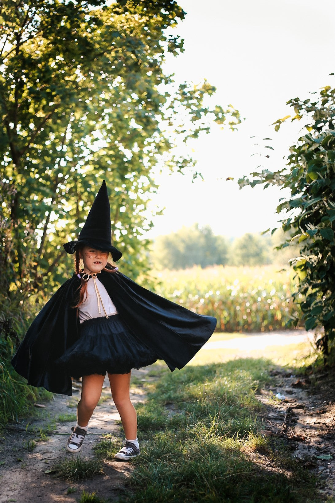 Magic Cape Costume - Black Riding Hood